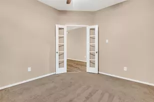 1021 Waverly Dr, Van Alstyne, TX 75495 - Photo 9