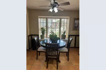 304 Paloverde Lane, Fort Worth, TX 76112 - Photo 7