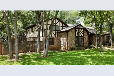 304 Paloverde Lane, Fort Worth, TX 76112 - Photo 1