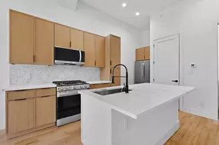 2080 Kelly Ave, Dallas, TX 75215 - Photo 1