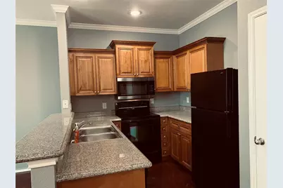 2304 Aldergate Drive, Arlington, TX 76012 - Photo 3
