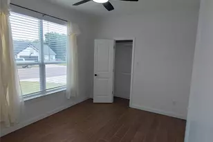604 E 4th St, Muenster, TX 76252 - Photo 13