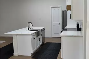 604 E 4th St, Muenster, TX 76252 - Photo 21