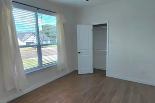 604 E 4th St, Muenster, TX 76252 - Photo 13