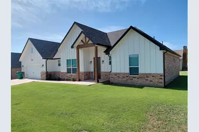 604 E 4th Street, Muenster, TX 76252 - Photo 3