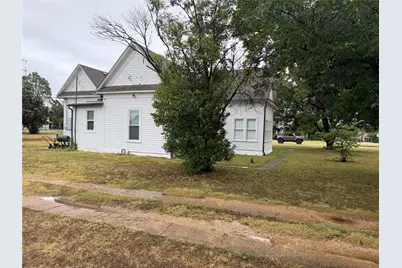601 N San Jacinto Street, Whitney, TX 76692 - Photo 13