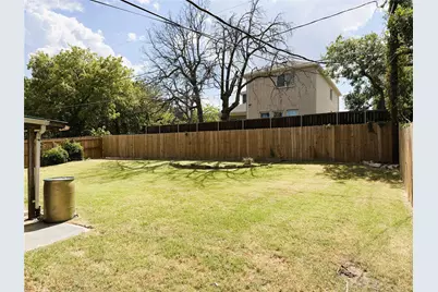 6406 Willow Springs Drive, Arlington, TX 76001 - Photo 19