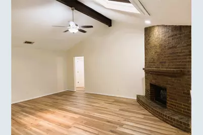 6406 Willow Springs Drive, Arlington, TX 76001 - Photo 5