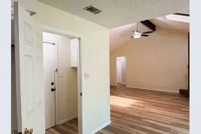 6406 Willow Springs Drive, Arlington, TX 76001 - Photo 9
