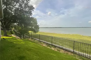 4201 Abingdon Dr, Garland, TX 75043 - Photo 5