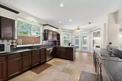 2221 Everglade Court, Carrollton, TX 75006 - Photo 5