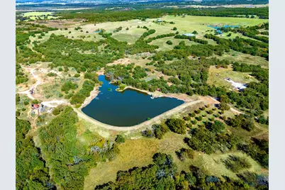 6108 Cottonwood Creek Road, Saint Jo, TX 76265 - Photo 9