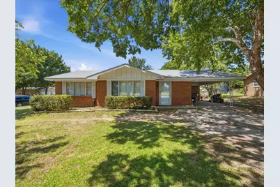 714 Decatur Street, Bowie, TX 76230 - Photo 1