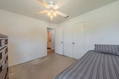 8252 Lesley Lane, Watauga, TX 76148 - Photo 19