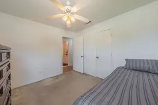 8252 Lesley Ln, Watauga, TX 76148 - Photo 19