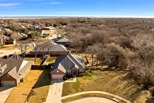 403 Lochwood Cir, Lake Dallas, TX 75065 - Photo 27