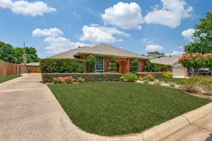 1005 De Pauw Dr, Arlington, TX 76012 - Photo 3