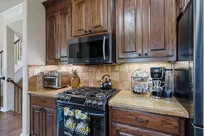 728 Rockingham Drive, Irving, TX 75063 - Photo 21
