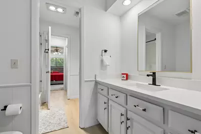 205 Balboa Street, Irving, TX 75062 - Photo 23