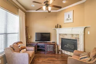 5733 Lois Ln, Plano, TX 75024 - Photo 9