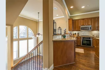 5733 Lois Lane, Plano, TX 75024 - Photo 5