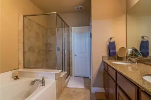 5733 Lois Ln, Plano, TX 75024 - Photo 13