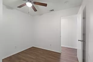 4650 Mexicana Rd, Dallas, TX 75212 - Photo 7