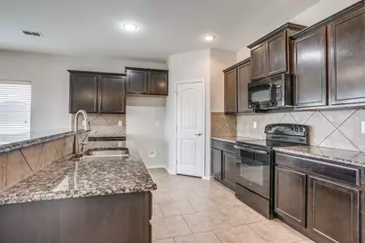 700 San Miguel Trail, Fort Worth, TX 76052 - Photo 7