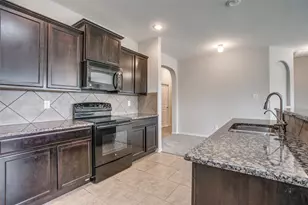 700 San Miguel Trail, Fort Worth, TX 76052 - Photo 5