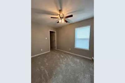 406 E Bonham Street, Tom Bean, TX 75491 - Photo 17