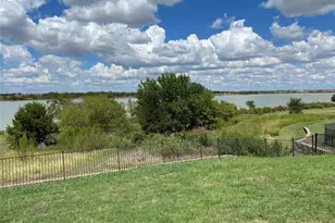2808 Appaloosa Ct, Little Elm, TX 75068 - Photo 29