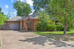 25 Brewster Ct, Allen, TX 75002 - Photo 1