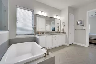 1501 Birds Fort Trail, Arlington, TX 76005 - Photo 21