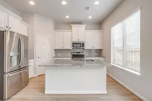 10512 Palmera Rd, Fort Worth, TX 76126 - Photo 7