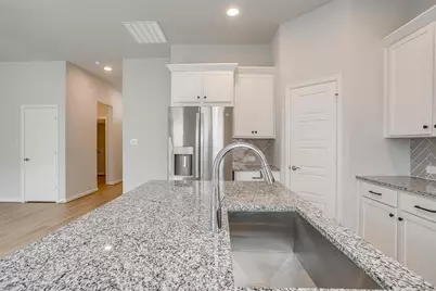 10512 Palmera Road, Fort Worth, TX 76126 - Photo 9