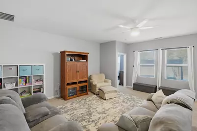 540 S Heights Drive, Crowley, TX 76036 - Photo 5