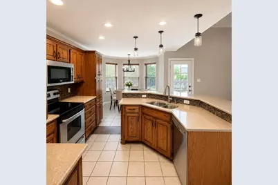 749 W Park Court, Keller, TX 76248 - Photo 9