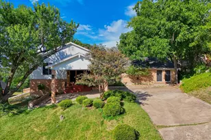 1133 Valley Ridge Dr, Woodway, TX 76712 - Photo 33