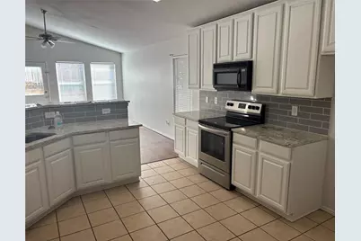 10124 Pear Street, Fort Worth, TX 76244 - Photo 5
