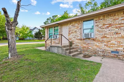 701 W Hull Street #101-2, Denison, TX 75020 - Photo 3