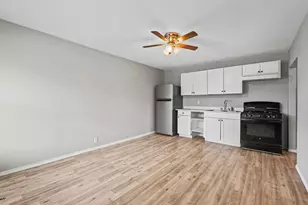 701 W Hull St, Denison, TX 75020 - Photo 5