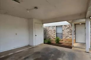 6800 S Creek Dr, Fort Worth, TX 76133 - Photo 13