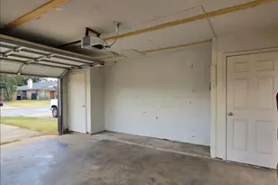 6816 S Creek Dr, Fort Worth, TX 76133 - Photo 11
