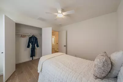 5945 Chimney Wood Circle, Fort Worth, TX 76112 - Photo 25