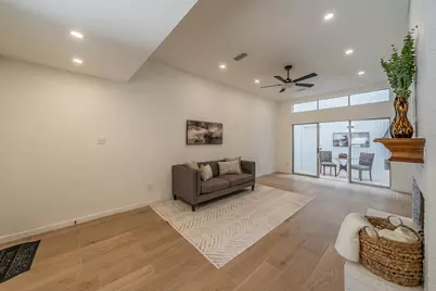 5945 Chimney Wood Circle, Fort Worth, TX 76112 - Photo 15