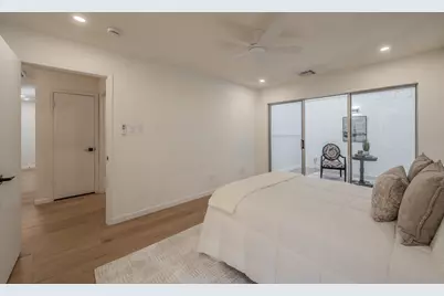 5945 Chimney Wood Circle, Fort Worth, TX 76112 - Photo 29