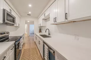 5945 Chimney Wood Cir, Fort Worth, TX 76112 - Photo 21