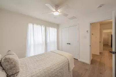 5945 Chimney Wood Circle, Fort Worth, TX 76112 - Photo 9
