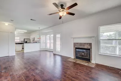 811 Valleycreek Road, Mesquite, TX 75181 - Photo 3