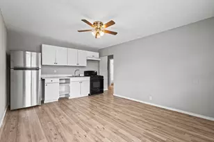 701 W Hull St, Denison, TX 75020 - Photo 7